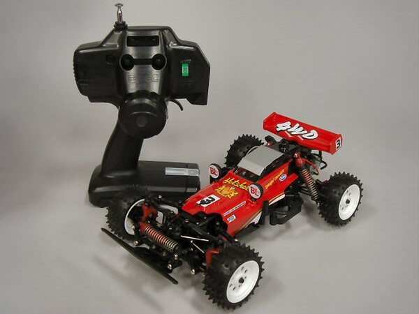 ASCII.jp：タムテックギア初の4WD「ホットショット4WD」で遊んでみた