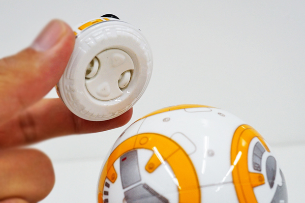 ASCII.jp：スター・ウォーズの愛らしい「BB-8」がスマホで動かせる