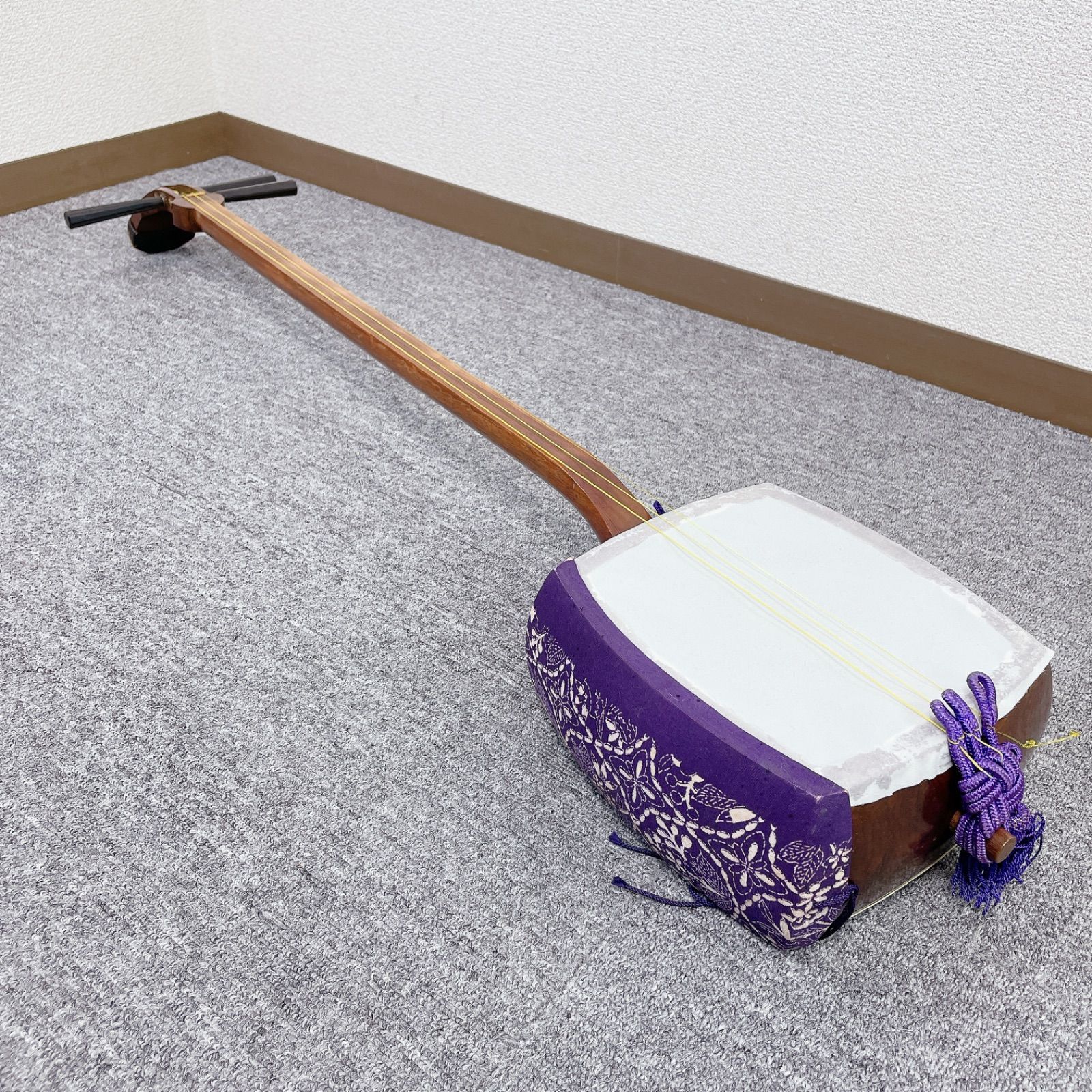 三味線 細棹 花梨 2本継 平溝 丸打胴 和楽器 - メルカリ