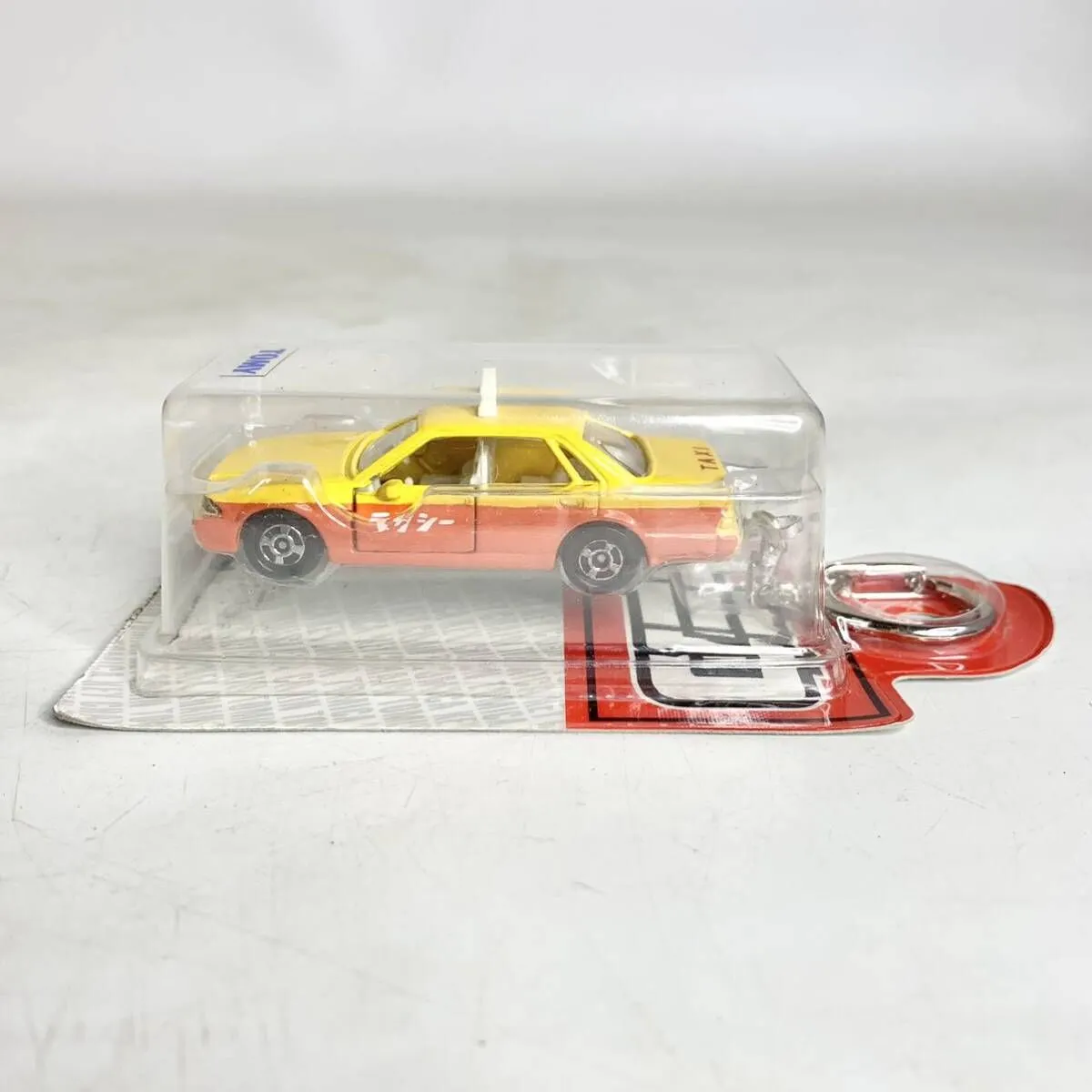 未開封 トミー キーチェーントミカ 1/62 日産セドリックタクシー B3
