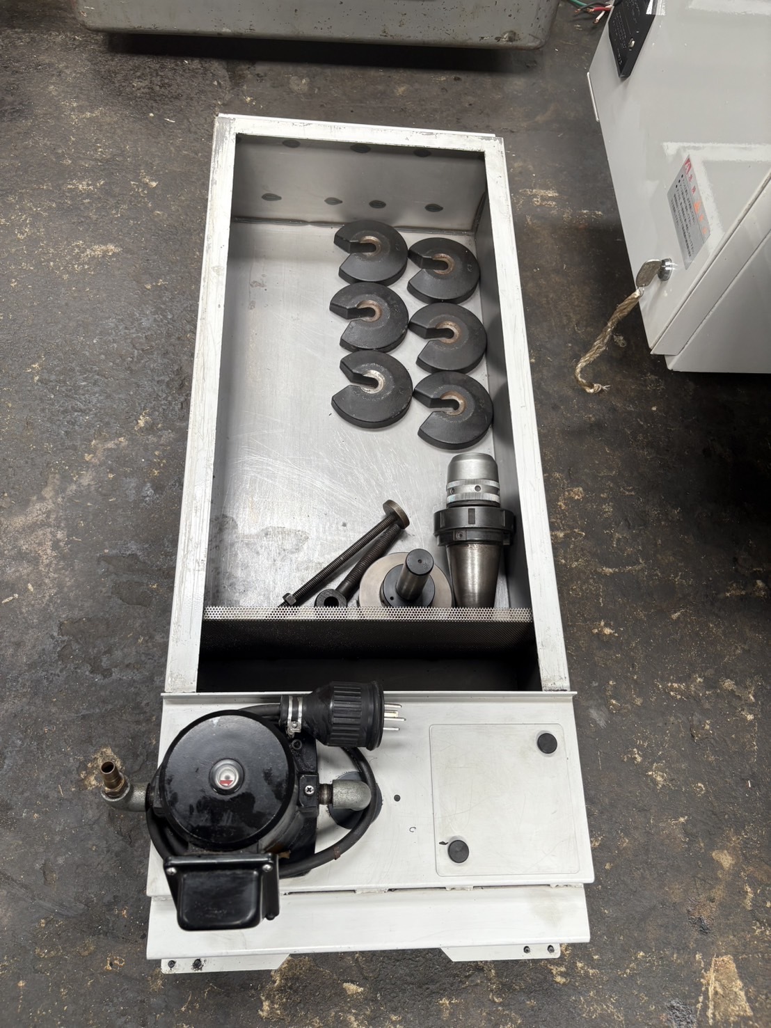 山崎技研 NCフライス盤 YZ-320R | マシンライフ