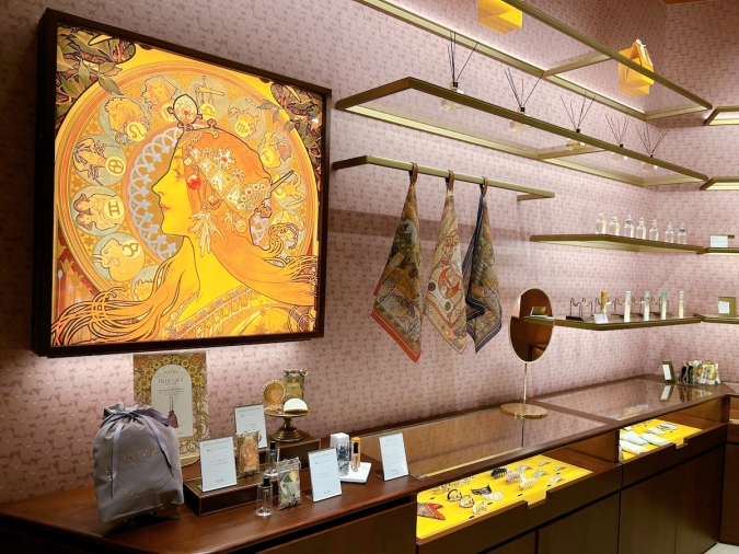 福岡・天神に上陸！香りとアートを楽しむブランド「MUCHA」