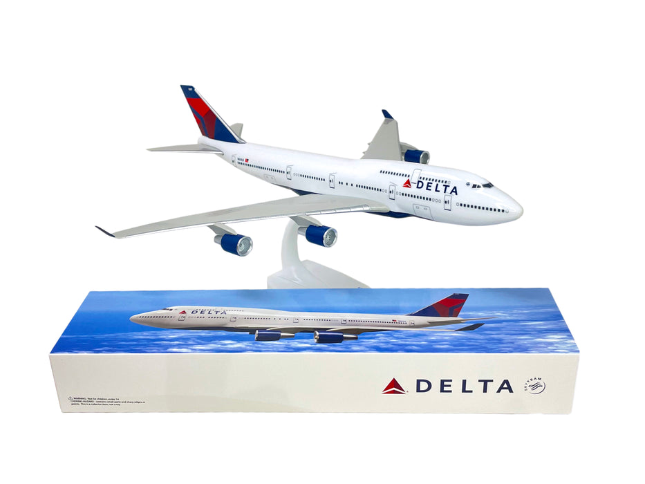 Flight Miniatures Delta (07-Cur) 747-400 1:200 Scale Model