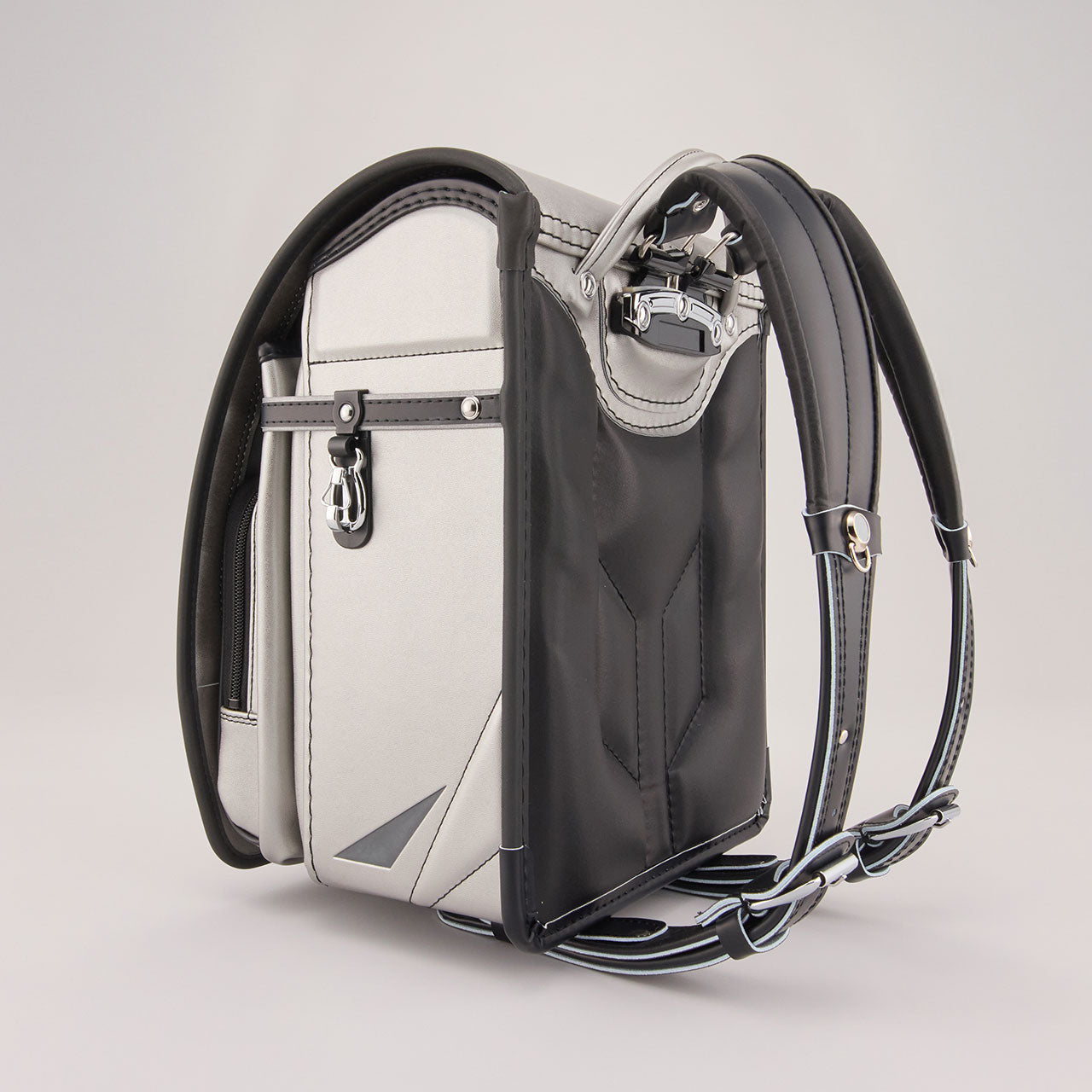 Angle（アングル）｜ARTIFACT（アーティファクト）ランドセル 2027年度