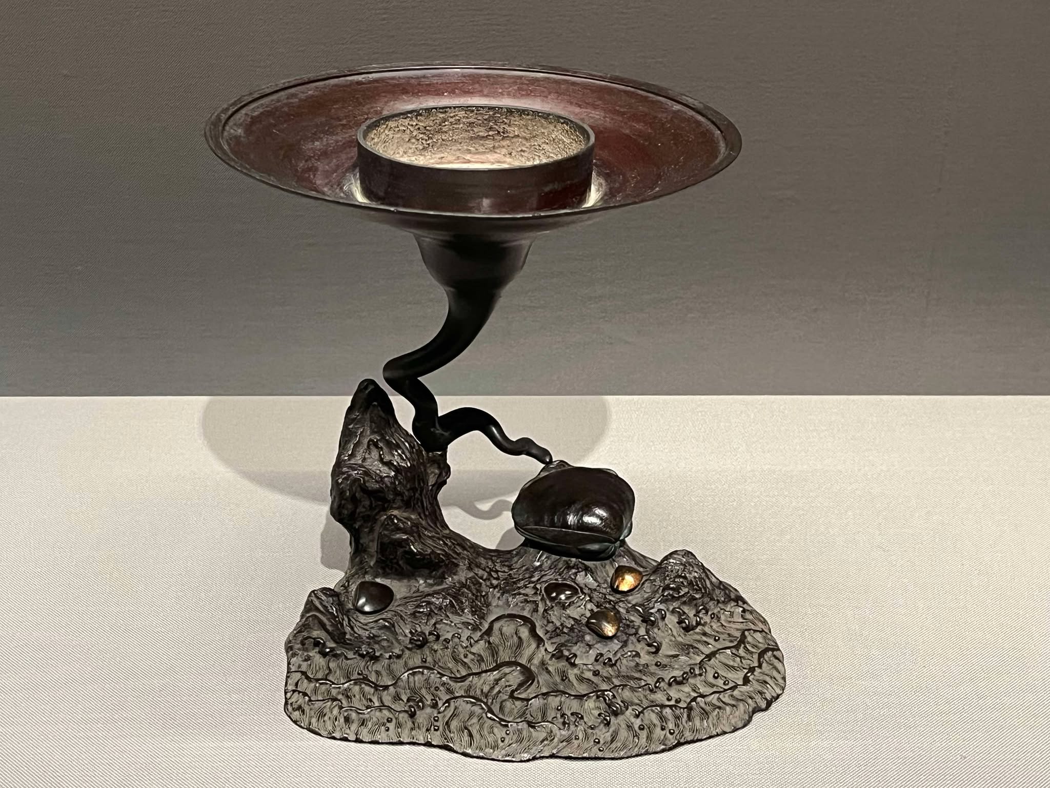 レポート】伝統総合芸術「いけばな」で育まれた花器を見直す 「花器の