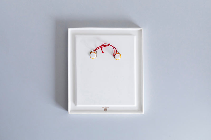 ギターを持つ少女 / マリー・ローランサン – At Sea Day