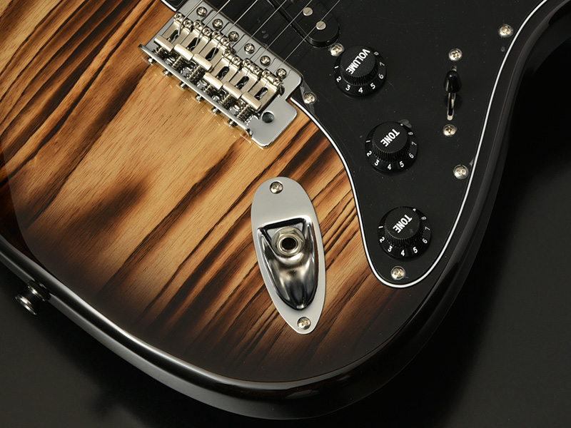 G-PLAYER TRL NA-BN (Bacchus / バッカス) エレキギター