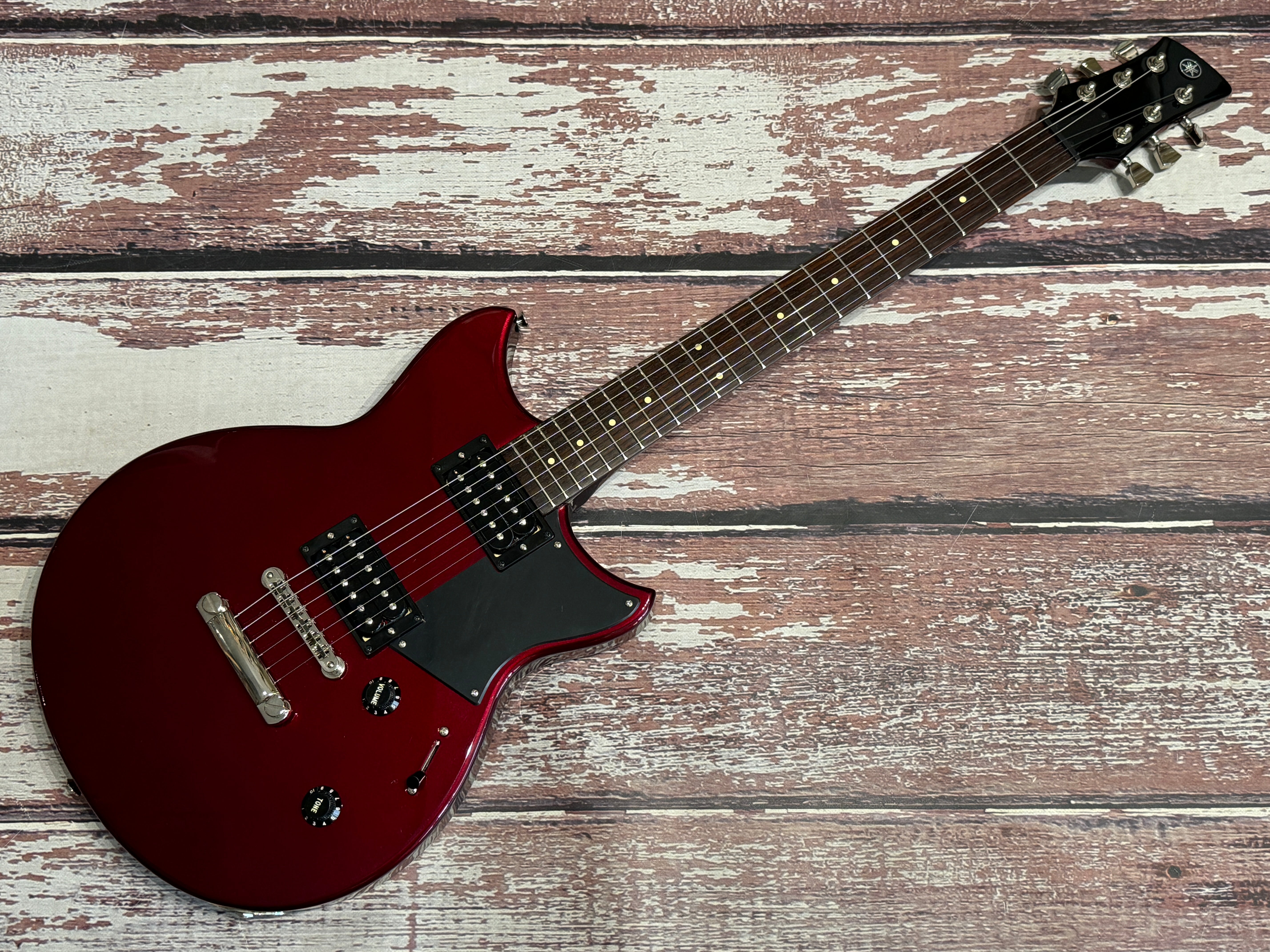 Yamaha Revstar RS320 – Badlands Guitars Limited
