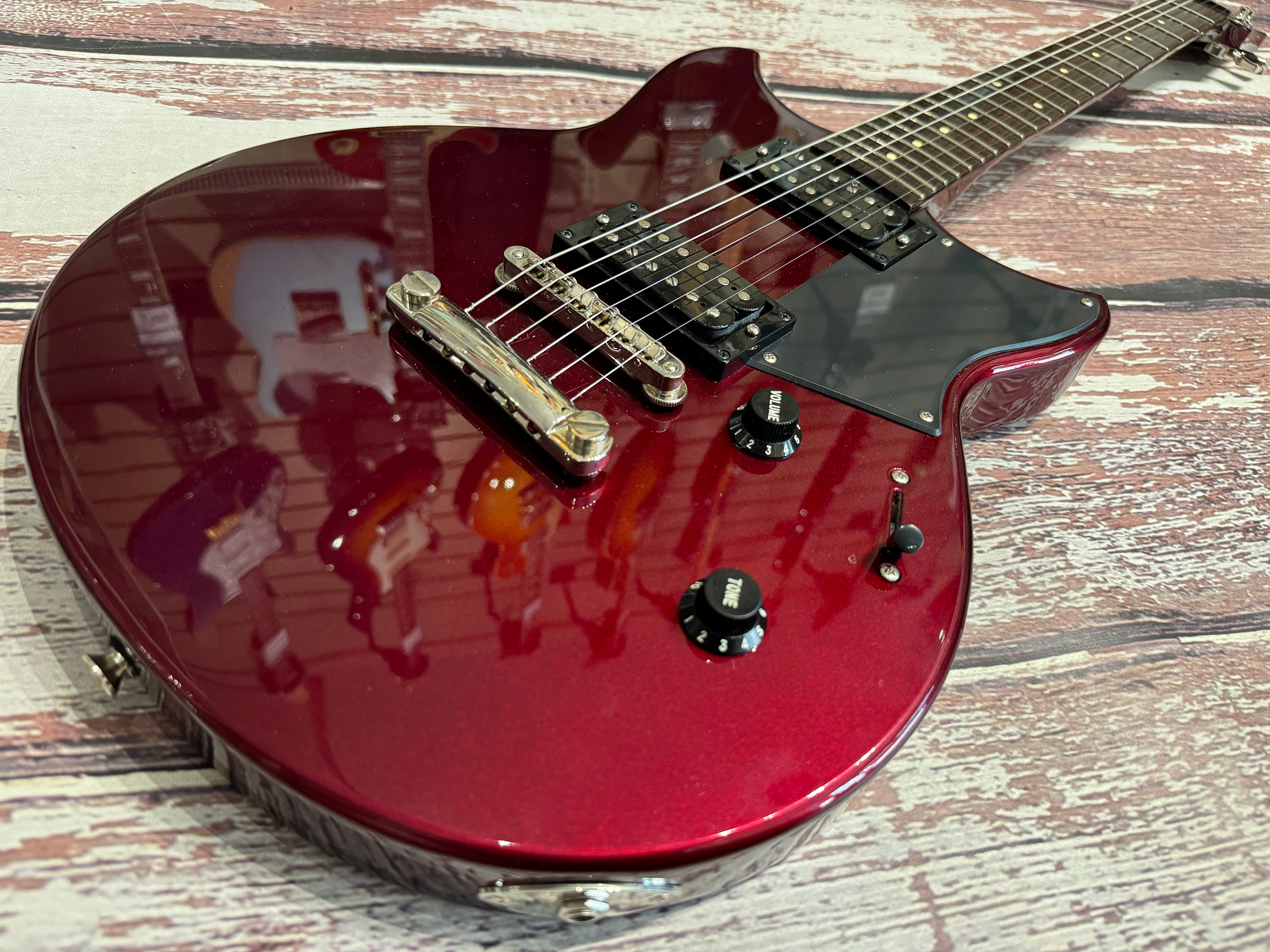 Yamaha Revstar RS320 – Badlands Guitars Limited