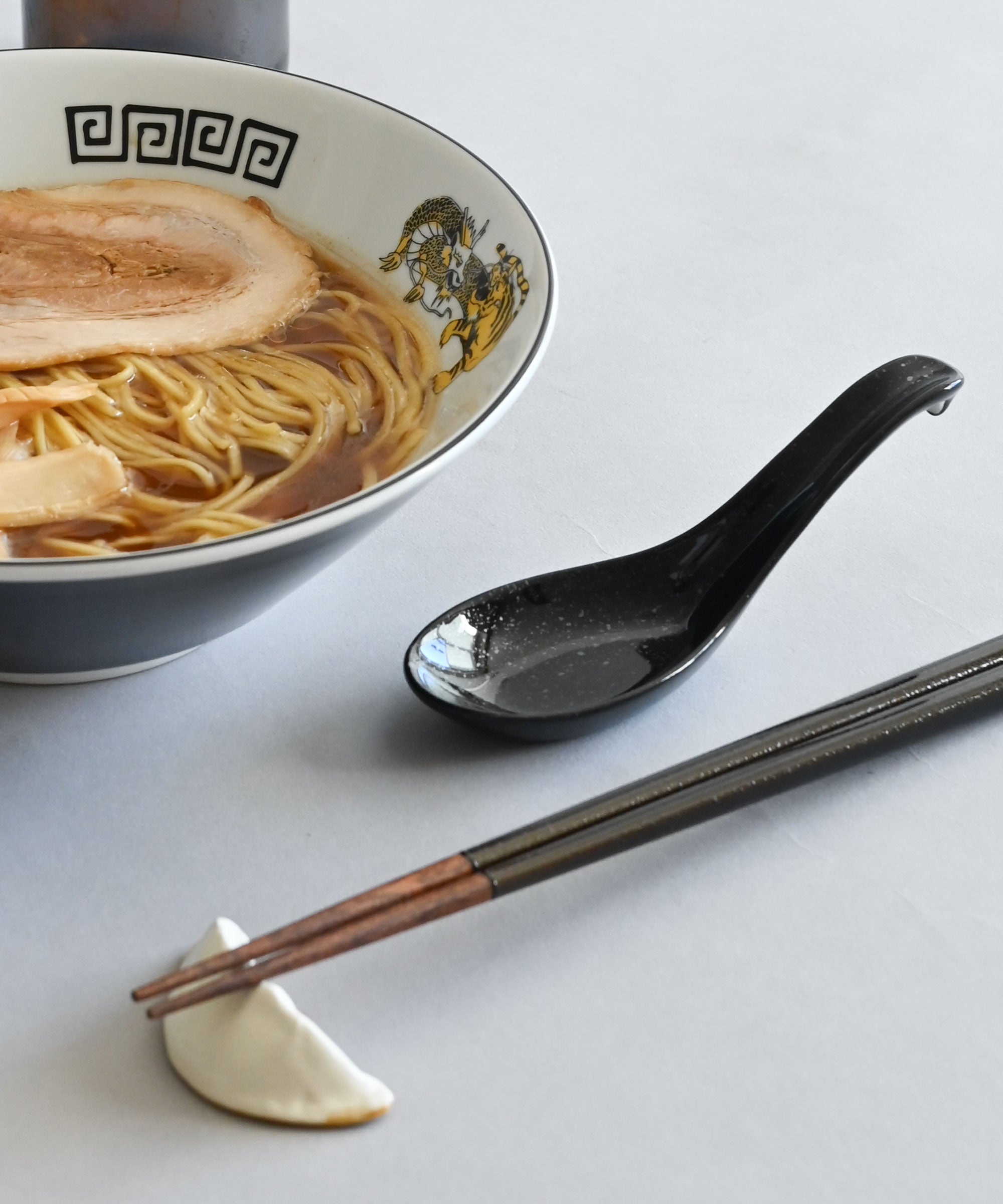 BASIC AND ACCENT】TIGER&DRAGON(中華皿シリーズ) レンゲ – BASIC AND