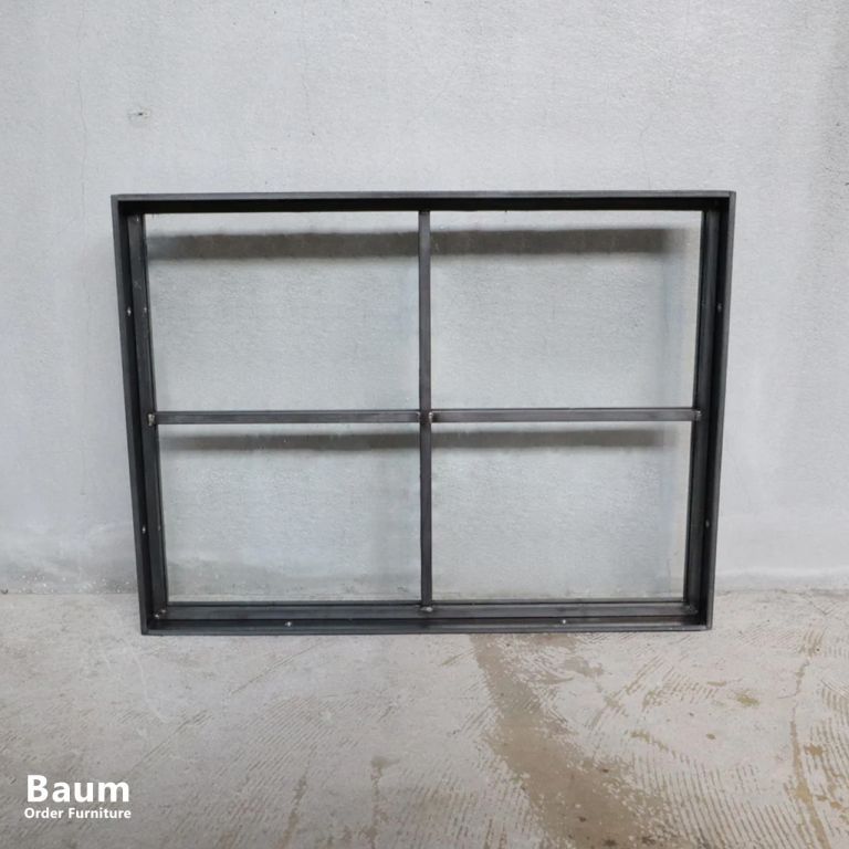 アイアン窓(003) | オーダーメイドのアイアン家具を中心に数多くの