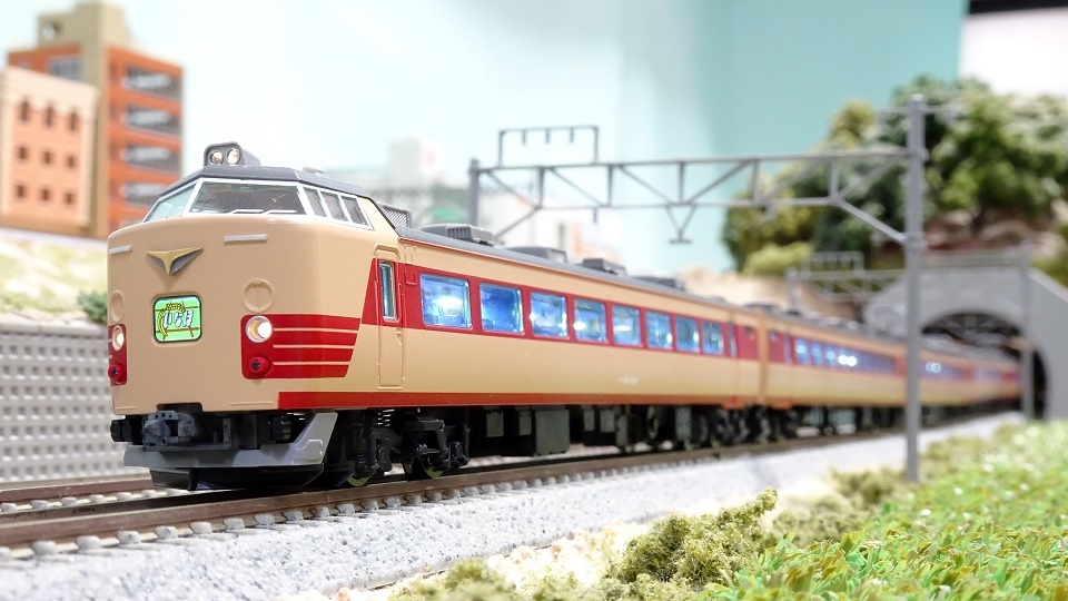 JR 485系特急「いなほ」（新潟車両センター・T18編成） - ビスタ模型