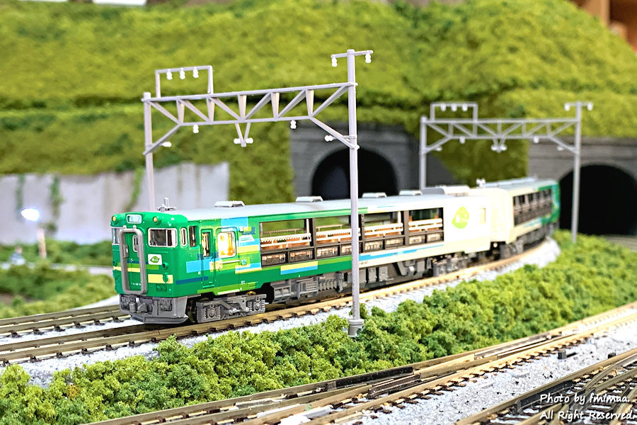 緊急速報!! キハ48 びゅうコースター風っこ（夏姿） 入線 - ナマケモノ