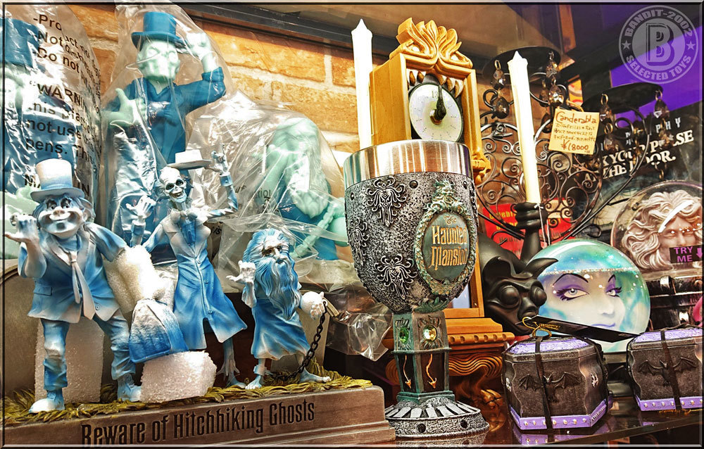 ホーンテッドマンションの豪華な素敵アイテムたっぷり到着いたしました