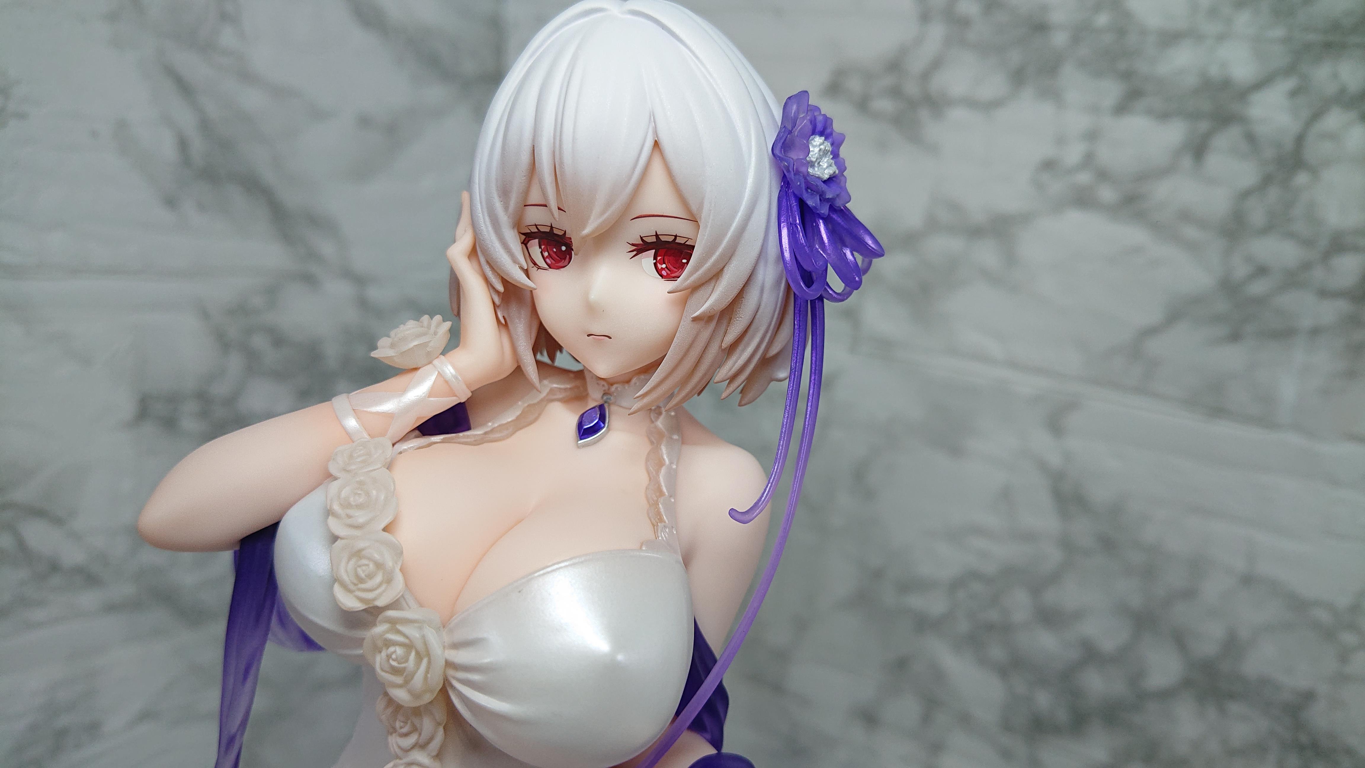 フィギュアレビュー ： アズールレーン シリアス ホワイトローズ 1/7