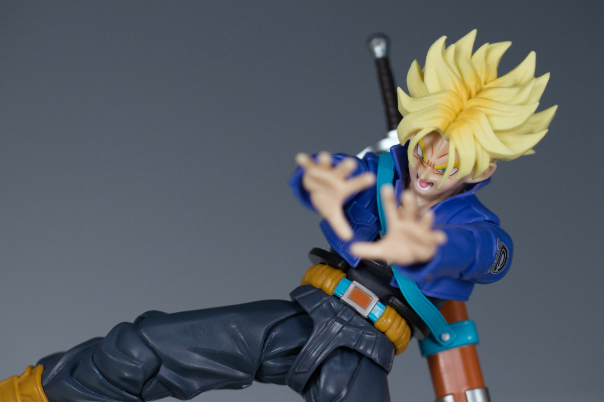 S.H.Figuarts トランクス-未来から来た少年 ミニレビュー | ヒーロー