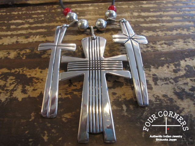インディアンジュエリー - FOUR CORNERS インディアンジュエリー