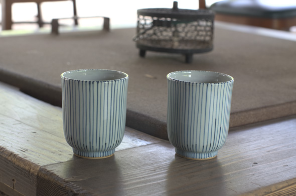 染付麦わら手湯呑 | 中村幸一郎 | 白洲次郎・白洲正子「武相荘」の