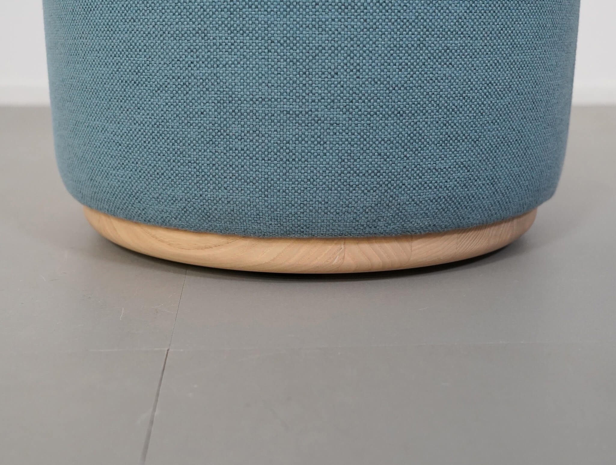 エレファント プーフ タスク スツール オットマン キャスター付