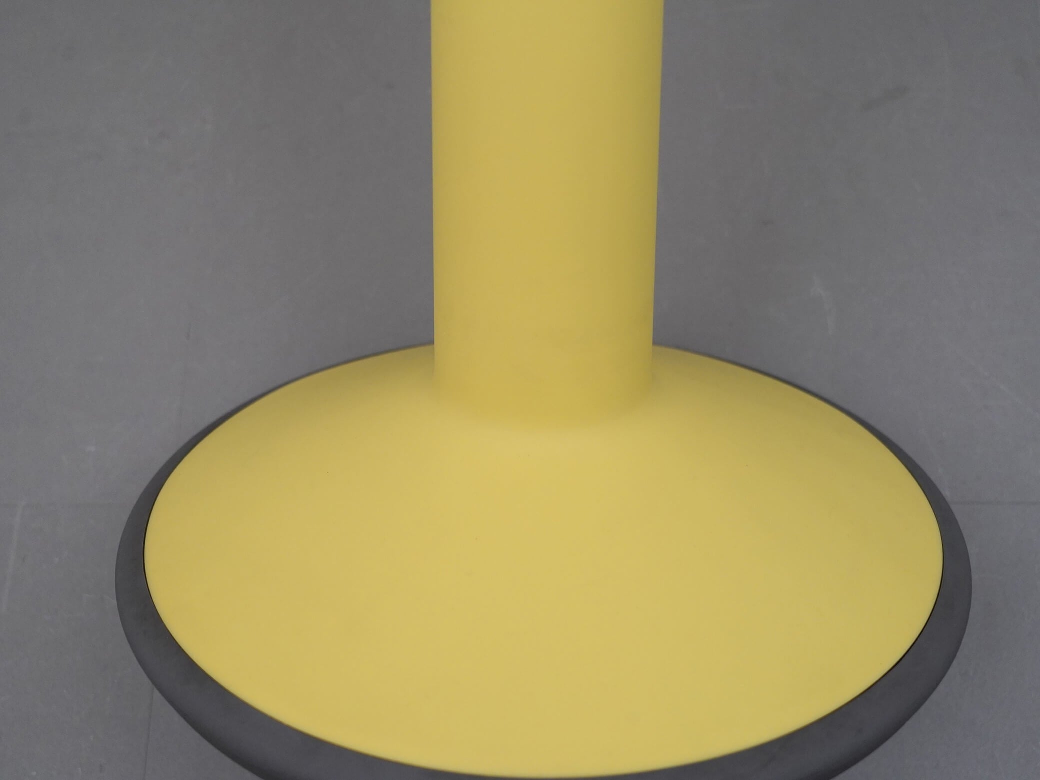 アップスツール イエロー インタースツール カッシーナ 中古 ユーズド