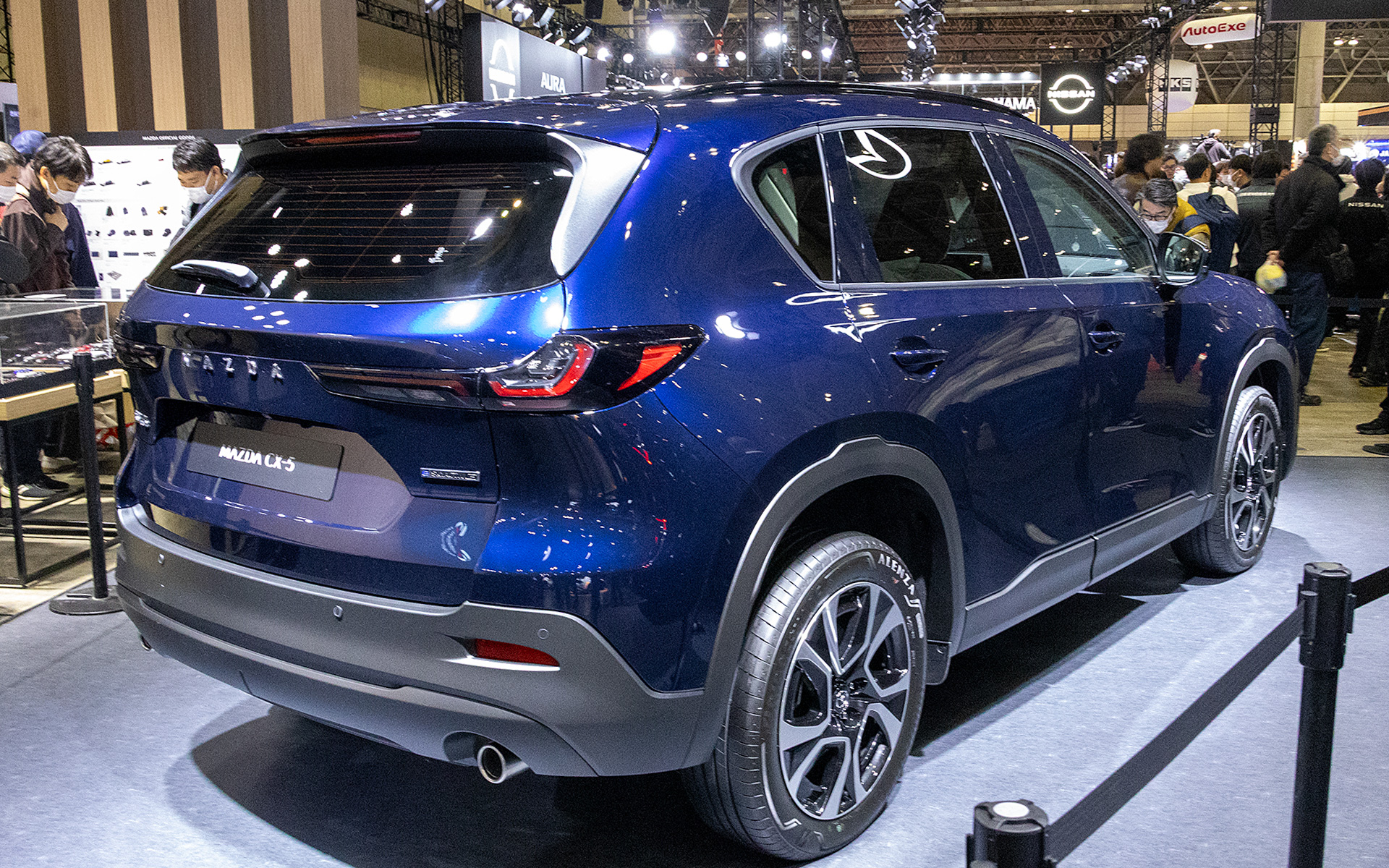 拡大画像］マツダ、新たなグローバル定番カラー「ネイビーブルーマイカ