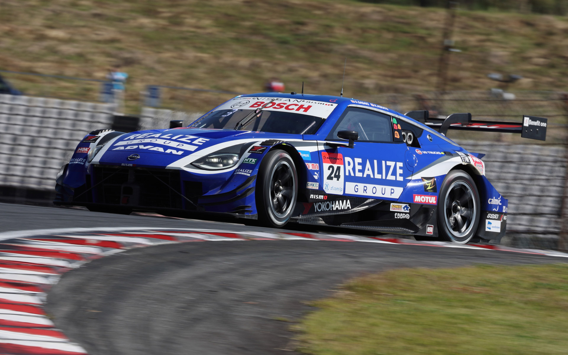 SUPER GT第7戦オートポリス予選、GT500は24号車リアライズ