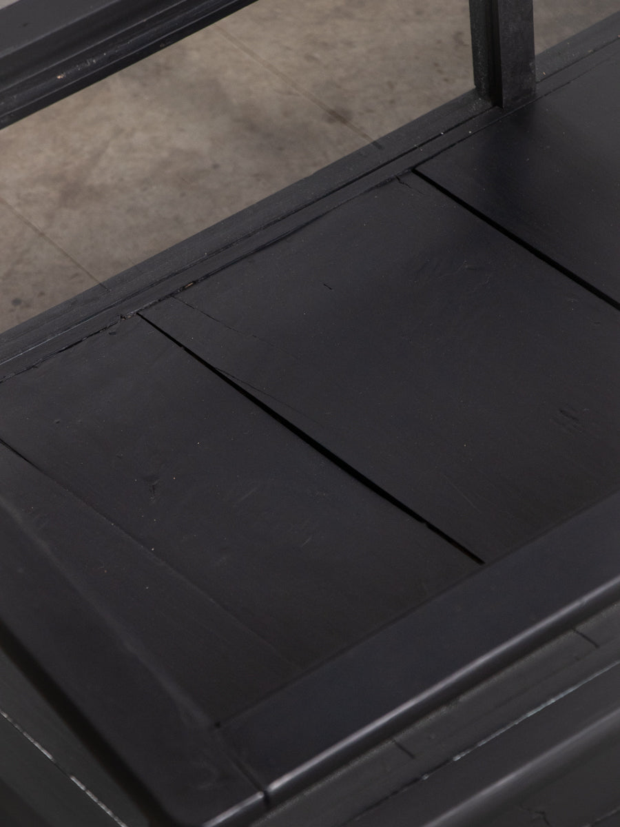 上開きのショーケース