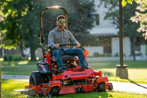 Gravely Pro-Turn ZX 60
