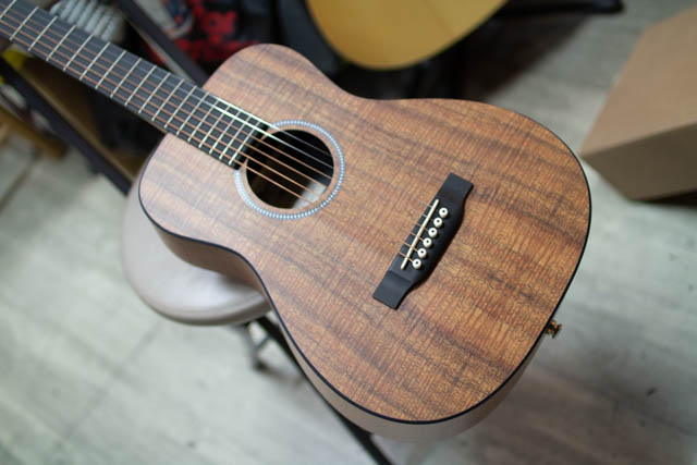 Martin LXK2 コア柄 リトルマーチン マイク搭載! 【アンプに繋げる