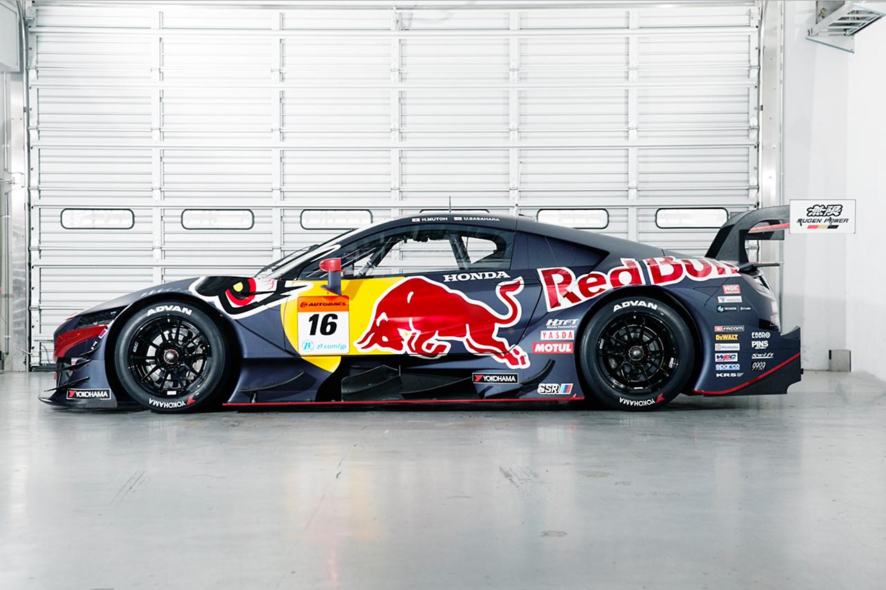 スーパーGT：TEAM Red Bull MUGEN発進！ レッドブルがカラーリング