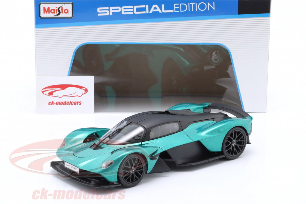 Maisto 1:18 Aston Martin Valkyrie year 2022 green 31465 model car