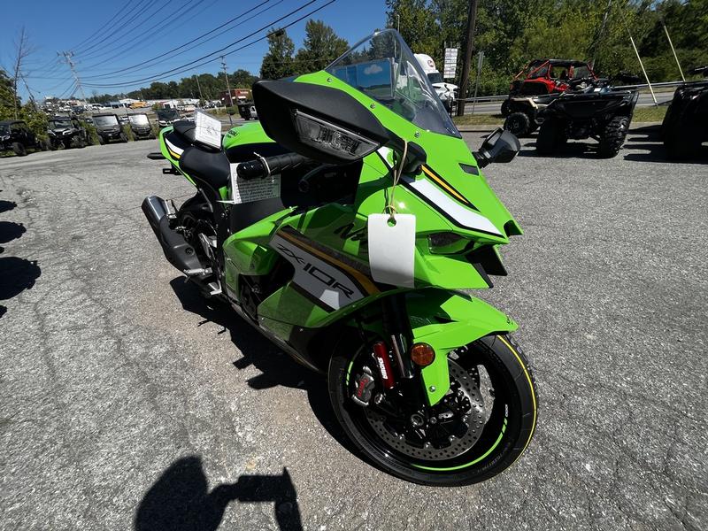 2025 Kawasaki Ninja® ZX™-10R KRT Edition ABS | America's Motor Sports