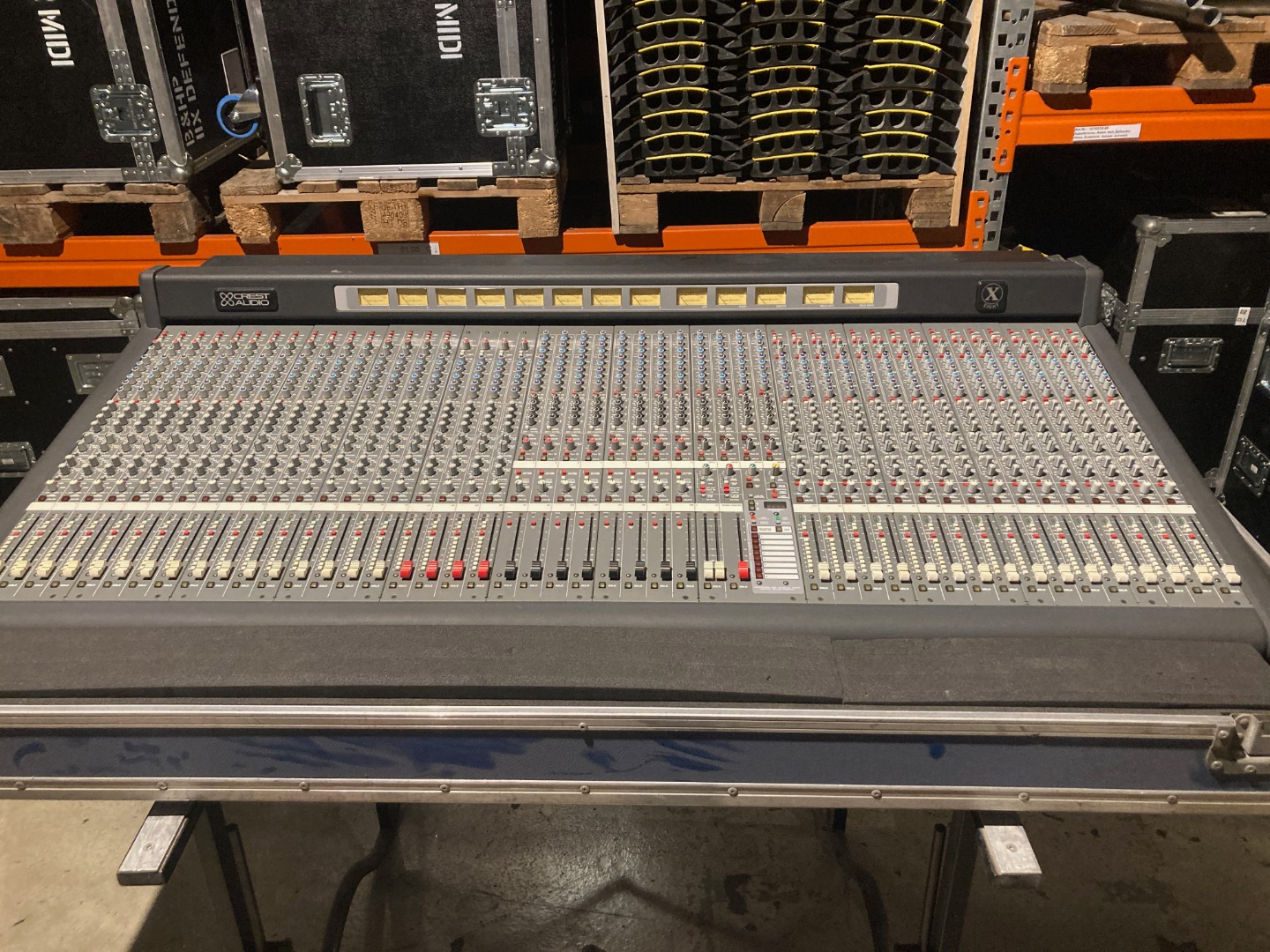 Crest Audio X-Eight 32/8 Analogmischpult | EUR - Gebrauchte