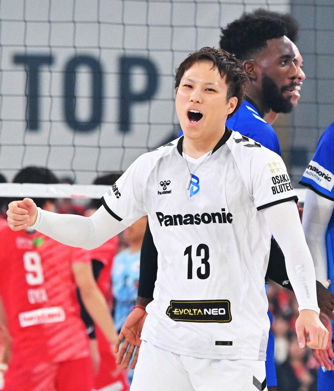 SVリーグ開幕戦 大阪ブルテオンがサントリーに快勝 [写真特集1/22