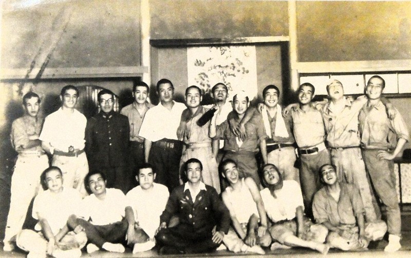 戦後80年：特攻機破片、返還のリレー 元米兵保管、沖縄戦遺族の元に