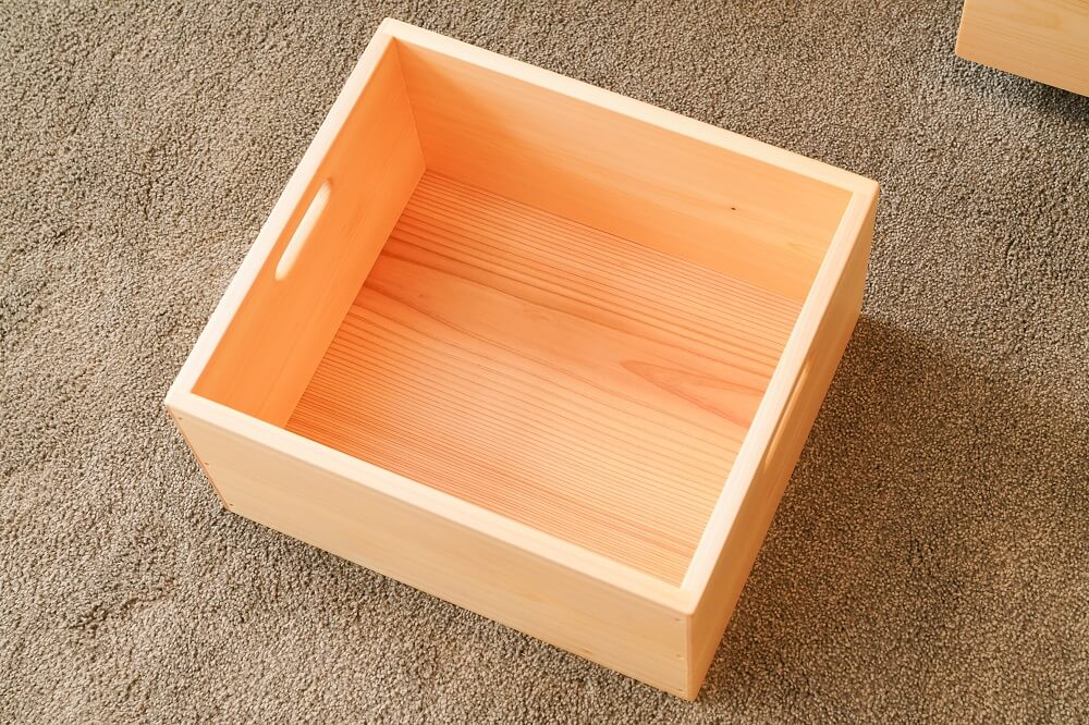 絵本や雑誌・小物の収納にはこれ1台 おもちゃと道具の多様棚