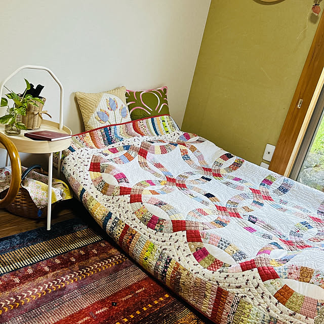 パッチワーク ベッドカバー手作りのおすすめ商品とおしゃれな実例