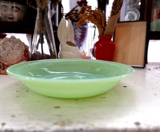 10%OFF】香港 ファイヤーキング60年代のアンティーク翡翠色透明ガラス