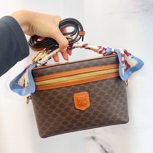 Hong Kong 【Japan】Authentic Vintage CELINE Macadam Vanity Box