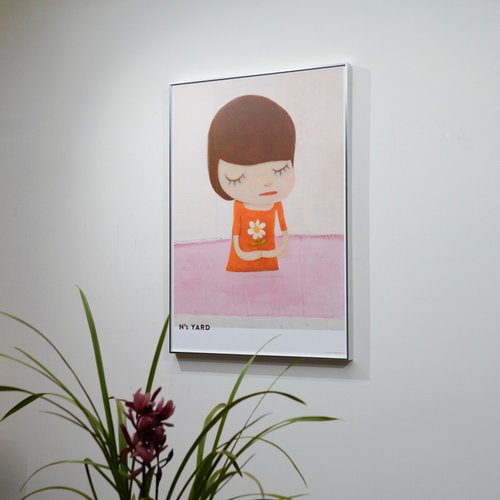 送料無料】台湾 【原作】奈良美智 | B2.ピンクの水の中で LIGHTO - Pinkoi