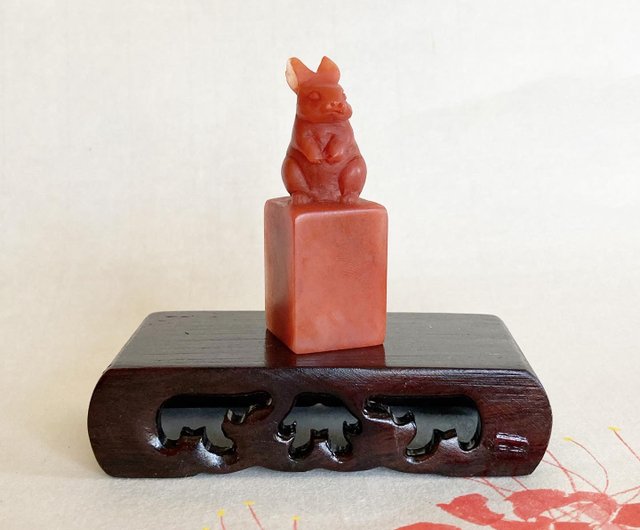 台湾 手彫りのカスタムスタンプ// ラオスの石砂本体 / バニーは食べ