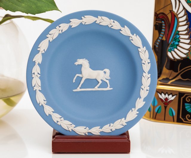 台湾 ウェッジウッド 250周年記念 陶器製 馬のプレート ペア 馬術