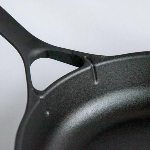 鋳物フライパン 26cm ユニロイ | IH対応 フライパン 軽量 鉄 燕三条製