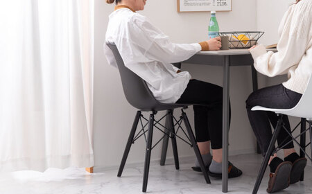 デザインチェア 1脚 モノトーン ブラック / 恵那市 / 東谷 [AUAD046