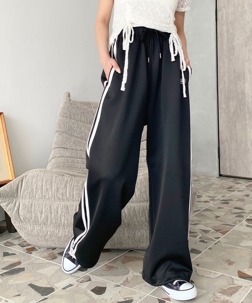 セール】ロゴ刺繍トラックジャージパンツ（その他パンツ）｜moment+