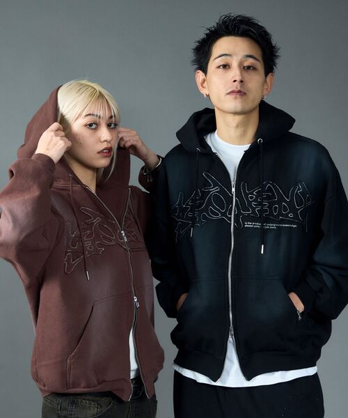 SEQUENZ（シークエンズ）】sqnz LOGO APPLIQUE ZIP HOODIE / フーディ