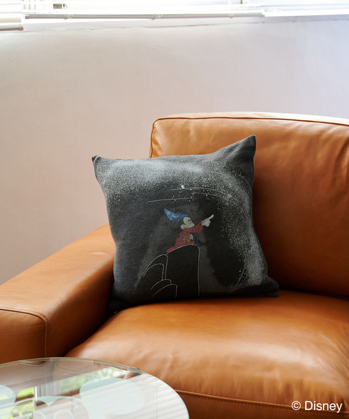 ACME FURNITURE（アクメファニチャー）の「おさるのジョージ×ACME