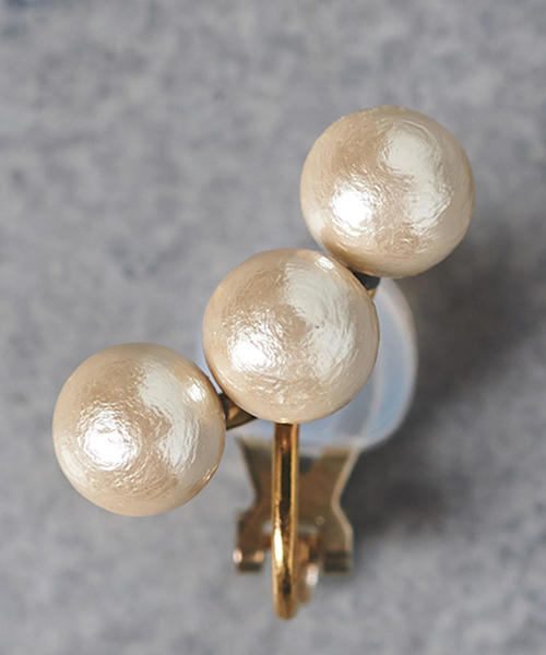 petite robe noire（プティローブノアー）の「＜petite robe noire