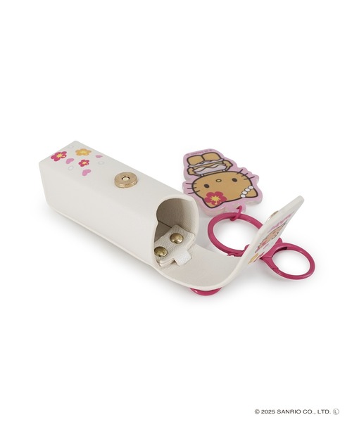 新品未使用】アベイル リップケースチャーム ハローキティ 4種 cast