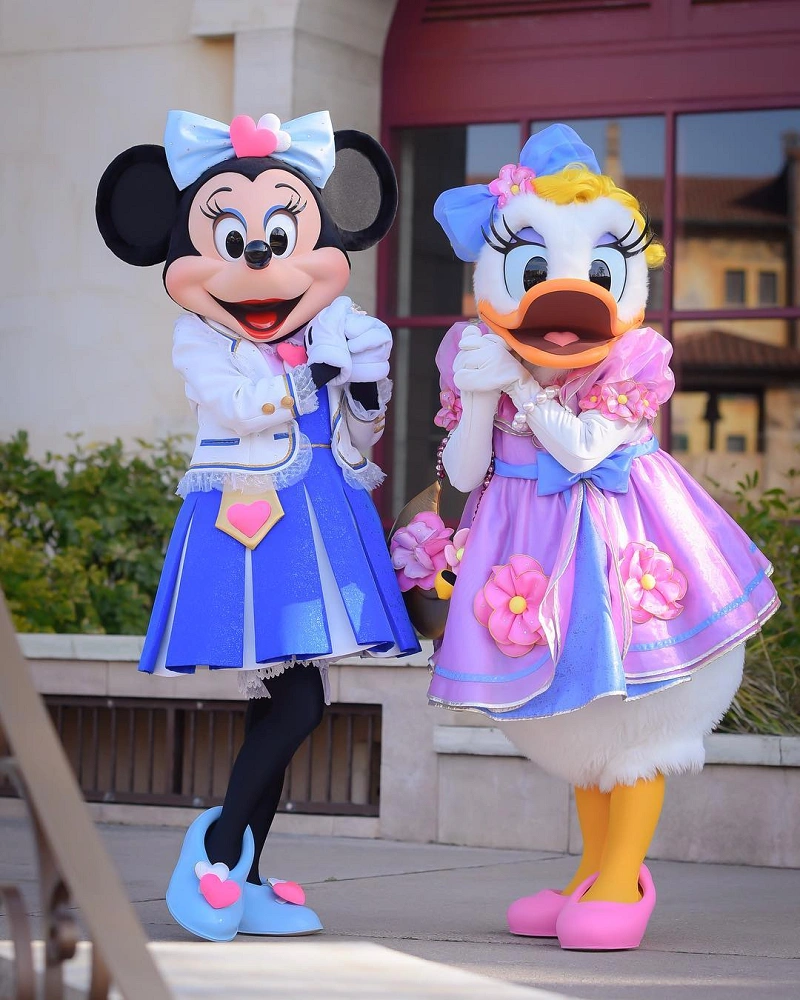 必見】デイジー徹底解説！ディズニーで会える場所・声・プロフィール